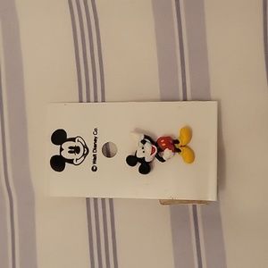 VINTAGE Disney World Mickey Mouse Pin